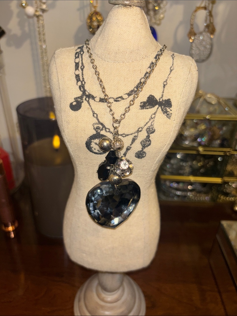 Black Heart Crystal Pendant Necklace for Women
